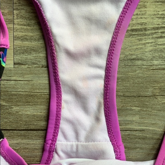 Women's Delia’s Floral And Ruffle Triangle Bikini Swimsuit Large - Picture 11 of 12